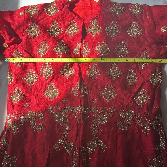 Beautiful red embroidered silk jacket with kundan work anarkali Bridal dress - Picture 8 of 14